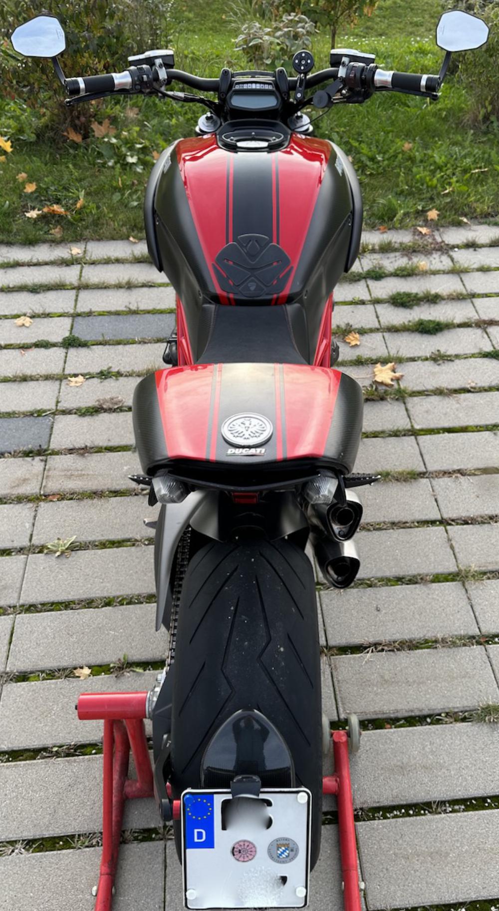 Motorrad verkaufen Ducati Diavel Carbon Red Ankauf